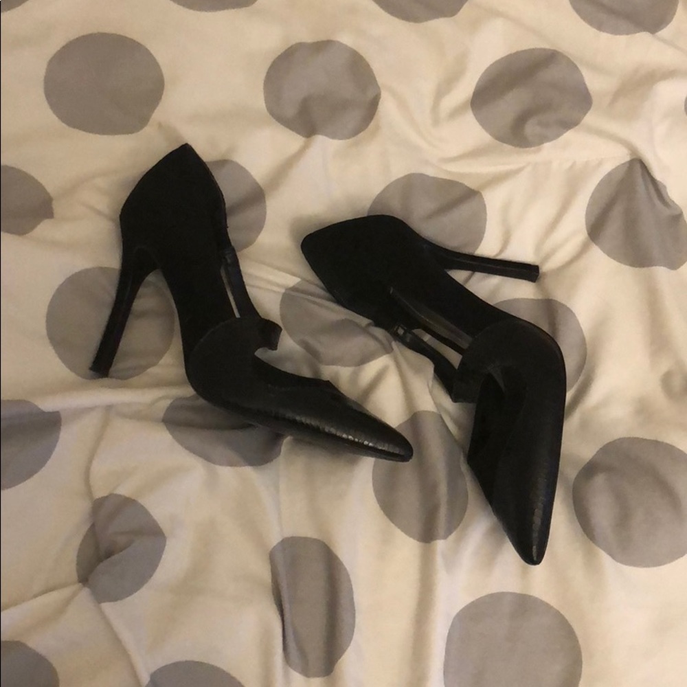 Pointed black heels